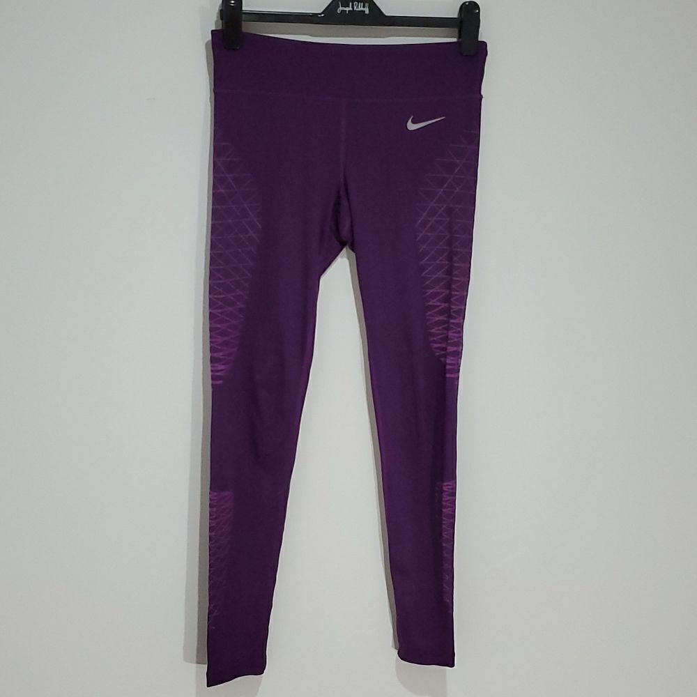 𝅺nike medium purple Dri-fit athletic leggings